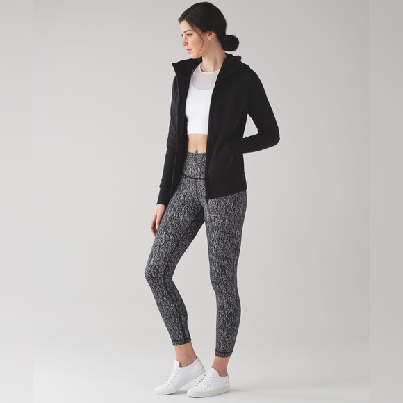 Lululemon High Times Pant in Luon Suited Jacquard Black White - Picture 2 of 8
